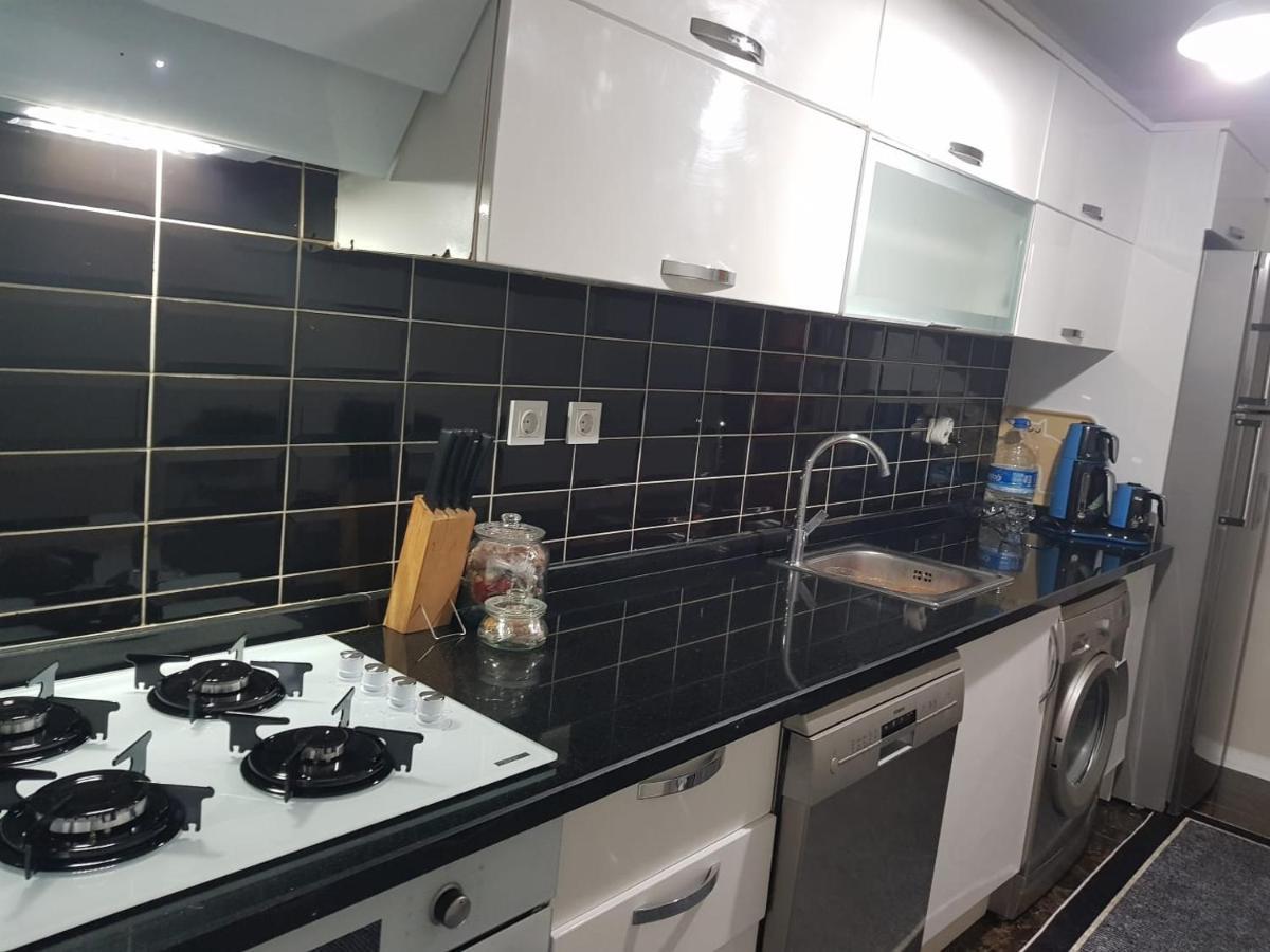 5 Minutes To Subway Apartment Istanbul Luaran gambar