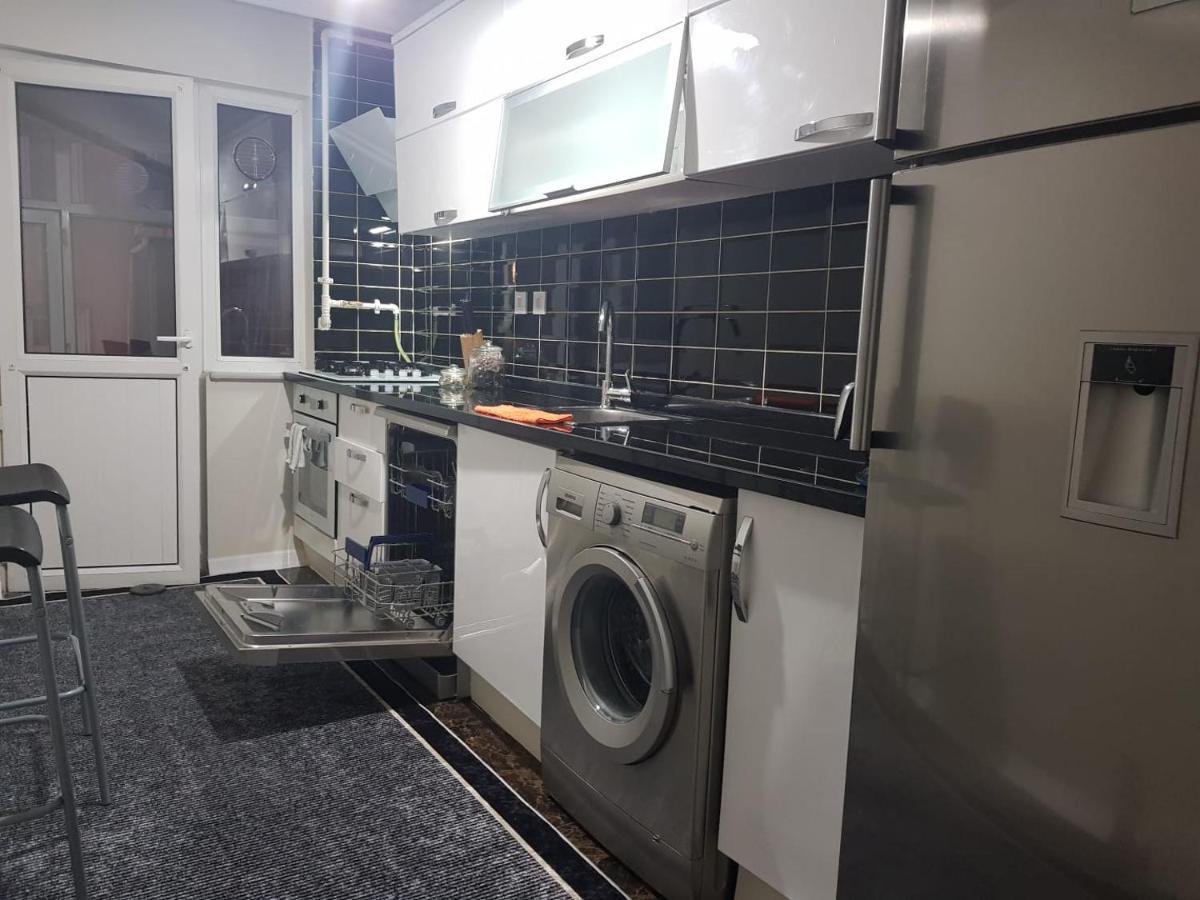 5 Minutes To Subway Apartment Istanbul Luaran gambar