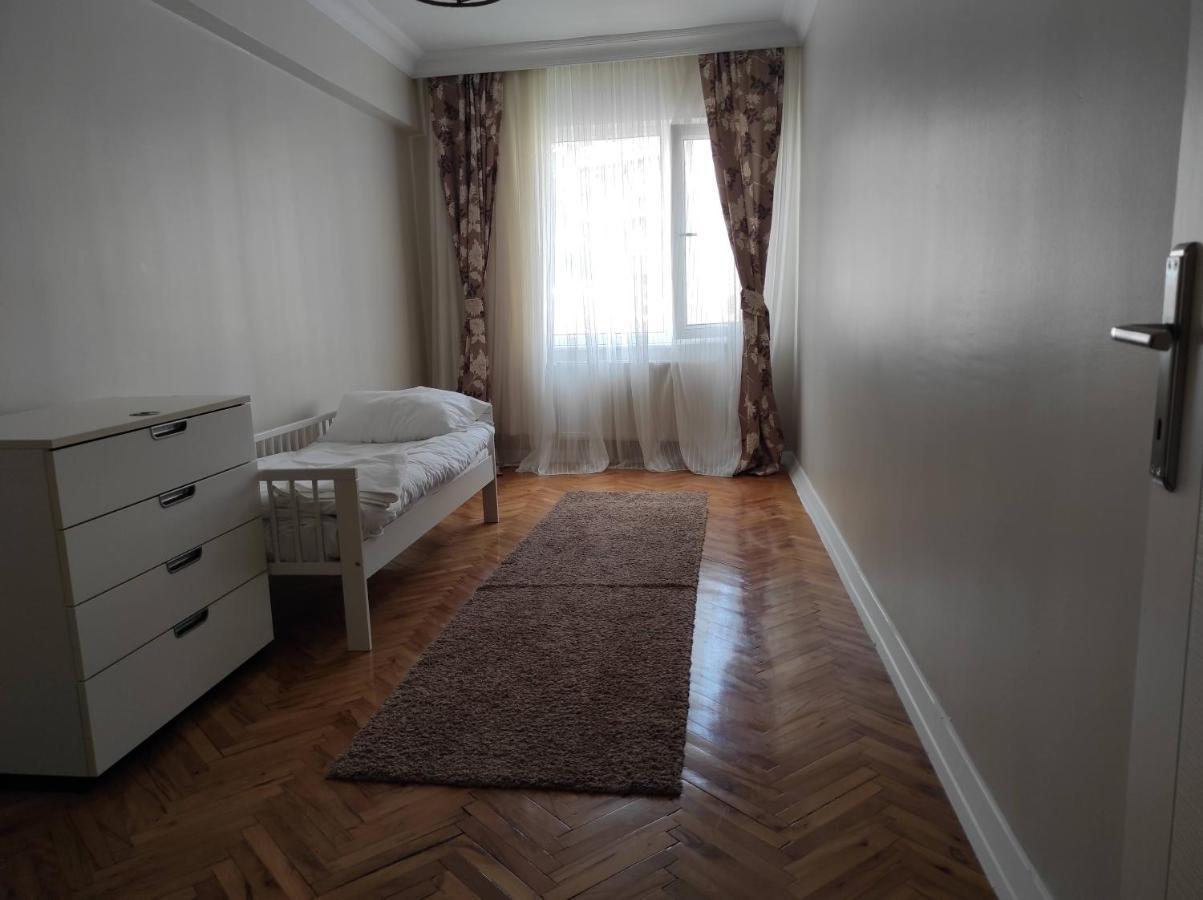 5 Minutes To Subway Apartment Istanbul Luaran gambar
